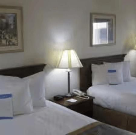 Lakewood Inn & Suites Dowagiac Zewnętrze zdjęcie